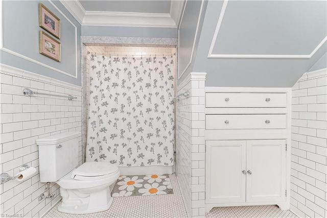 2307 Princess Ann Street, Greensboro, NC 27408