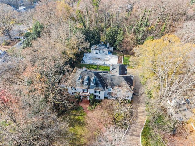 2307 Princess Ann Street, Greensboro, NC 27408