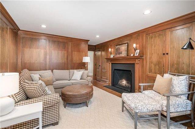 2307 Princess Ann Street, Greensboro, NC 27408