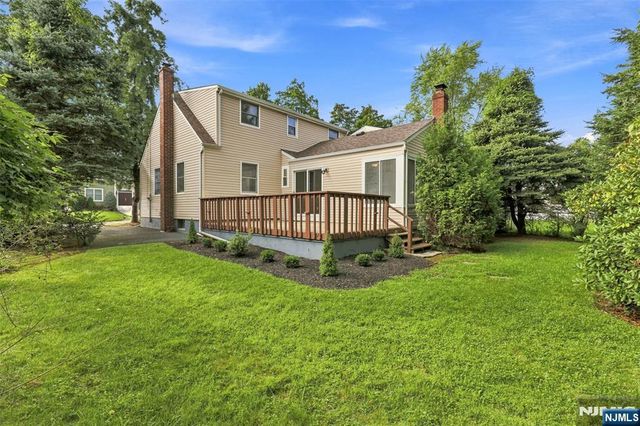 182 14th, Cresskill, NJ 07626