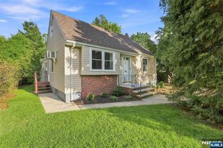 182 14th, Cresskill, NJ 07626