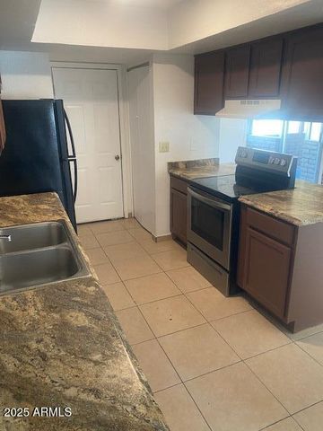 420 E DUNBAR Drive, Tempe, AZ 85282