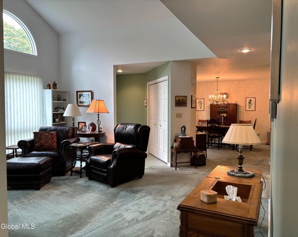 16 Pepper Lane, Greenfield, NY 12866