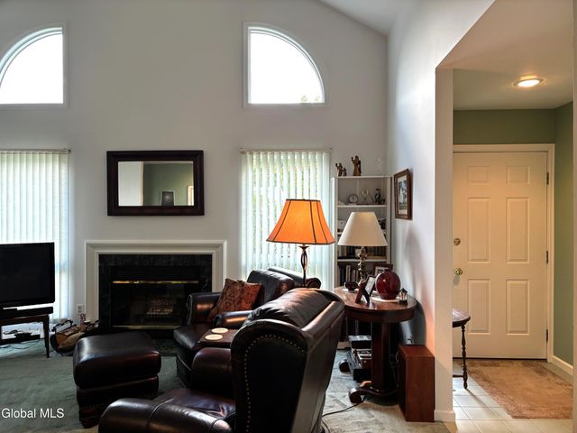 16 Pepper Lane, Greenfield, NY 12866