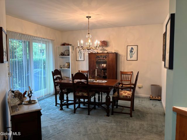 16 Pepper Lane, Greenfield, NY 12866