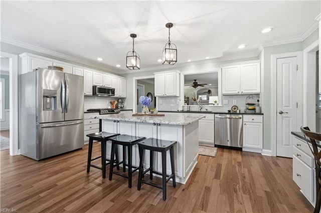 505 Shadow Brooke DR, Chesapeake, VA 23320