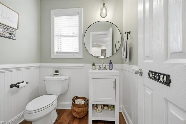 505 Shadow Brooke DR, Chesapeake, VA 23320