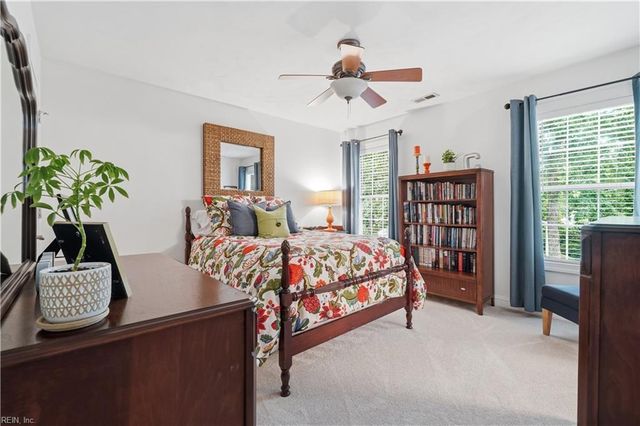 505 Shadow Brooke DR, Chesapeake, VA 23320