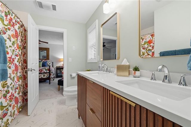 505 Shadow Brooke DR, Chesapeake, VA 23320