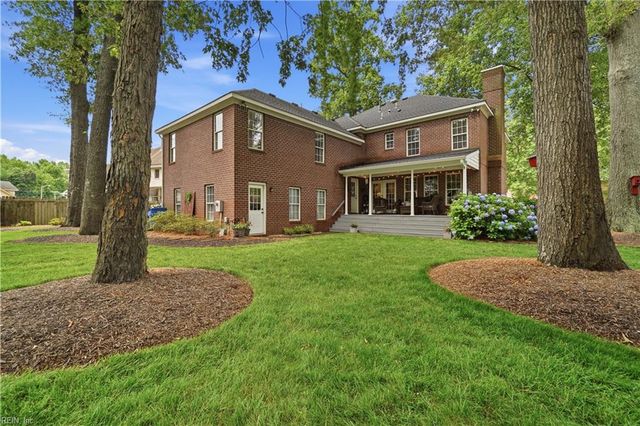 505 Shadow Brooke DR, Chesapeake, VA 23320