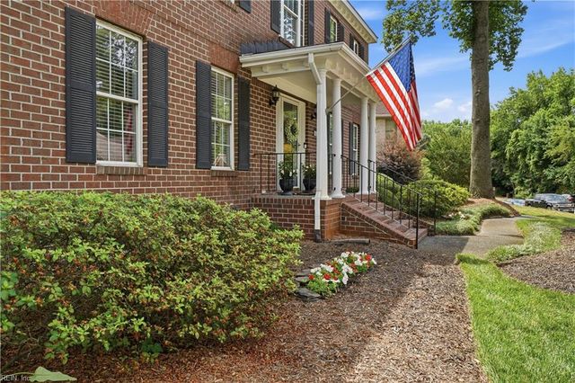 505 Shadow Brooke DR, Chesapeake, VA 23320