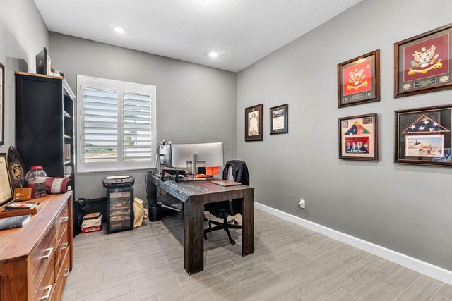 981 Castaway Court, Loxahatchee, FL 33470
