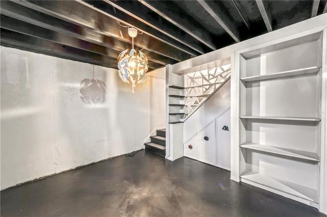 6518 Charles Street, Shawnee, KS 66216