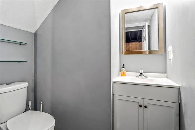 6518 Charles Street, Shawnee, KS 66216