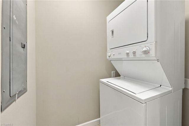 201 N Elm Street 603, Greensboro, NC 27401
