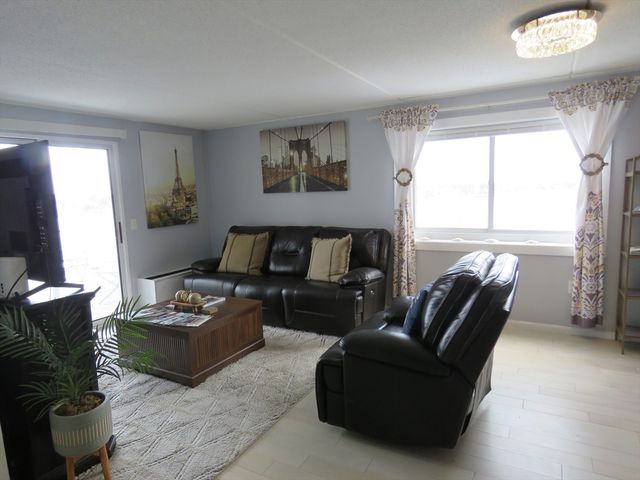 200 Cove Way 612, Quincy, MA 02169