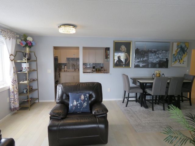 200 Cove Way 612, Quincy, MA 02169