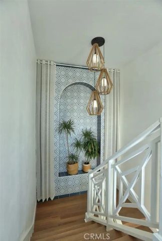 4539 St Elmo Drive, Los Angeles, CA 90019