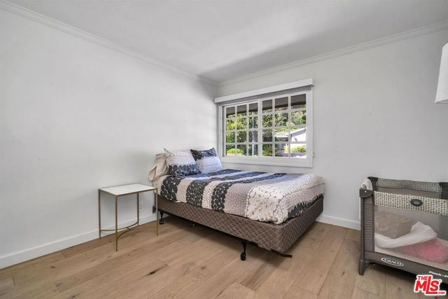 2324 Banyan Drive, Los Angeles, CA 90049