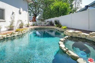 2324 Banyan Drive, Los Angeles, CA 90049