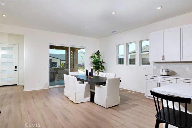 15926 Conservatory Drive, Fontana, CA 92336