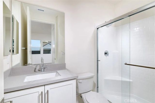 15926 Conservatory Drive, Fontana, CA 92336