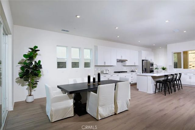 15926 Conservatory Drive, Fontana, CA 92336