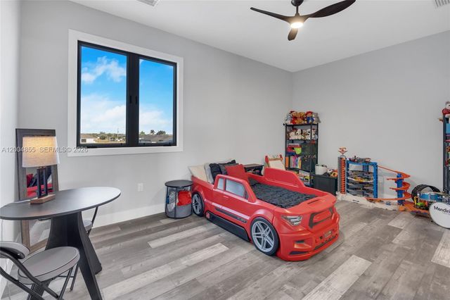 3434 NW 46th PL, Cape Coral, FL 33993