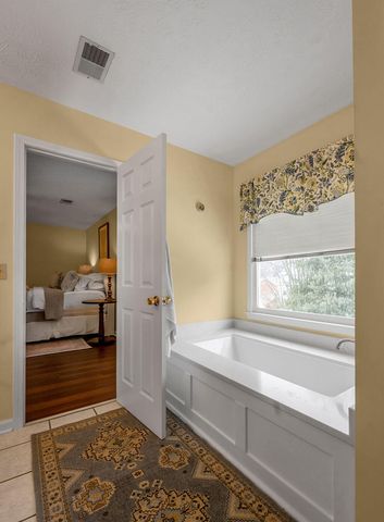 516 Sampson Drive, Frankfort, KY 40601