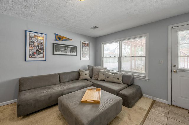 516 Sampson Drive, Frankfort, KY 40601