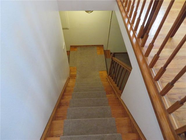 302 W Cynthia Street, Mclouth, KS 66054