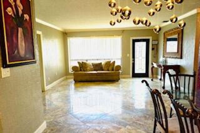 2611 NW 27th Street, Oakland Park, FL 33311