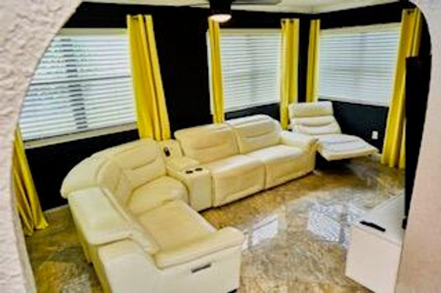 2611 NW 27th Street, Oakland Park, FL 33311