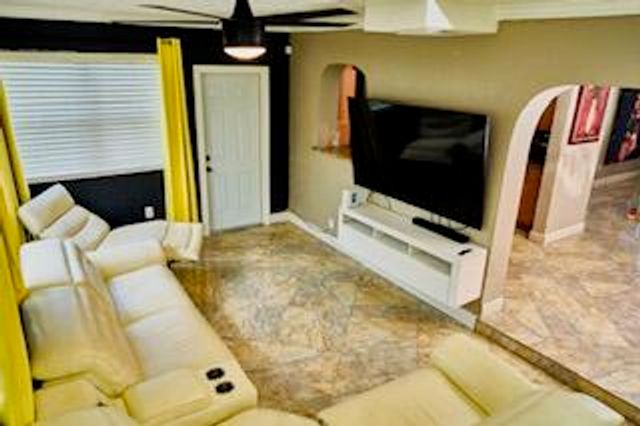 2611 NW 27th Street, Oakland Park, FL 33311