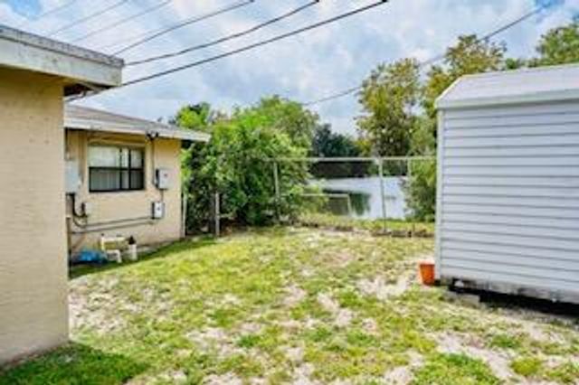 2611 NW 27th Street, Oakland Park, FL 33311