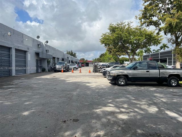 1357 NW 88th Ave, Doral, FL 33172