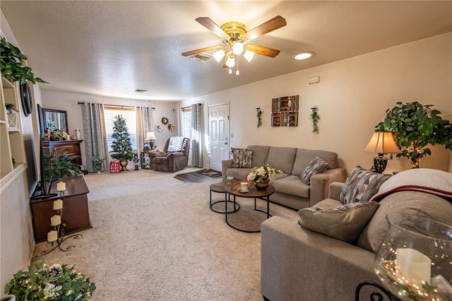 3676 N Roosevelt Street, Kingman, AZ 86409