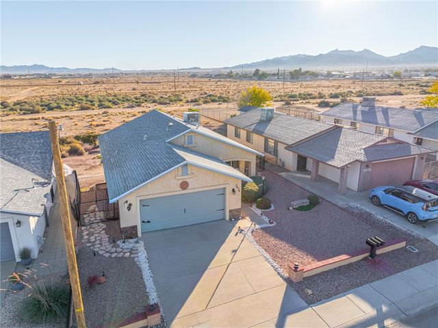 3676 N Roosevelt Street, Kingman, AZ 86409