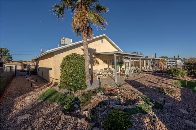 3676 N Roosevelt Street, Kingman, AZ 86409