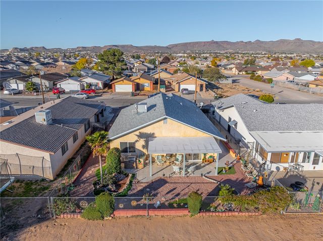 3676 N Roosevelt Street, Kingman, AZ 86409