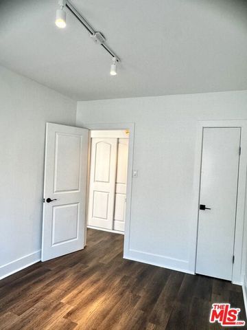 5724 La Mirada Avenue, Los Angeles, CA 90038