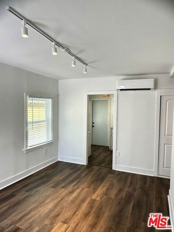 5724 La Mirada Avenue, Los Angeles, CA 90038