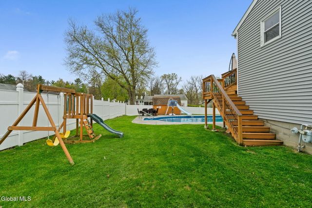 812 Mann Avenue, Rensselaer, NY 12144
