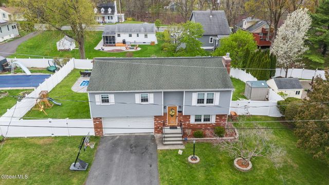 812 Mann Avenue, Rensselaer, NY 12144