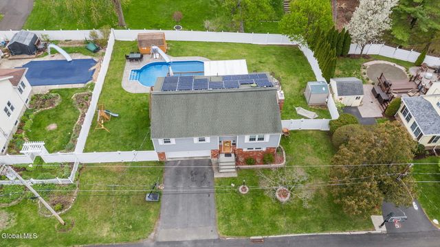 812 Mann Avenue, Rensselaer, NY 12144
