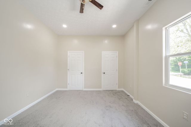 41 W Warrick Street, Knightstown, IN 46148