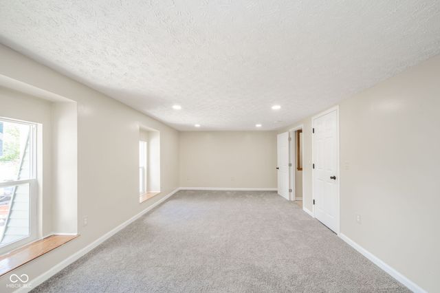 41 W Warrick Street, Knightstown, IN 46148