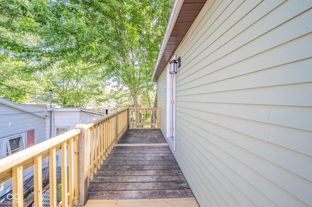 41 W Warrick Street, Knightstown, IN 46148
