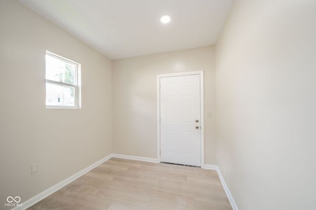 41 W Warrick Street, Knightstown, IN 46148