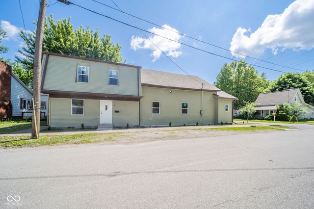 41 W Warrick Street, Knightstown, IN 46148